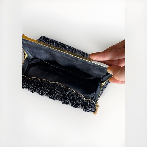 Vintage Ladies Jet Black Beaded Cocktail Handbag Purse Gold Clasp - Picture 11 of 11